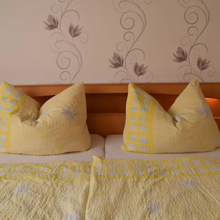 Zum Baeren Apartment Luebbinchen